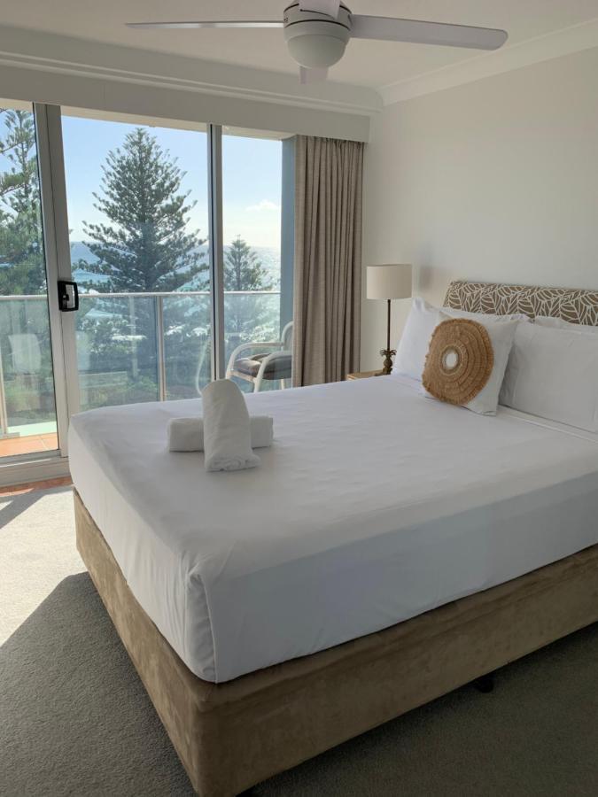 Pacific Regis Beachfront 4*