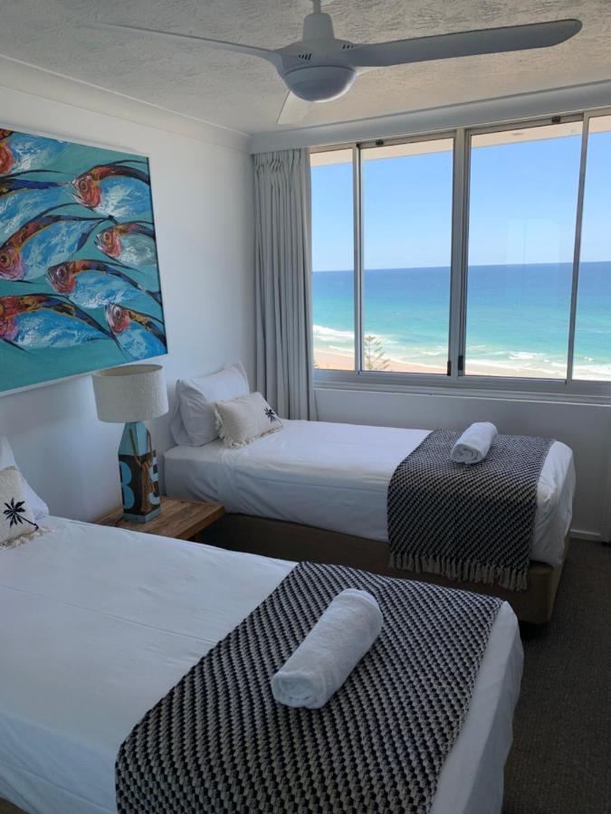 Pacific Regis Beachfront Aparthotel Gold Coast