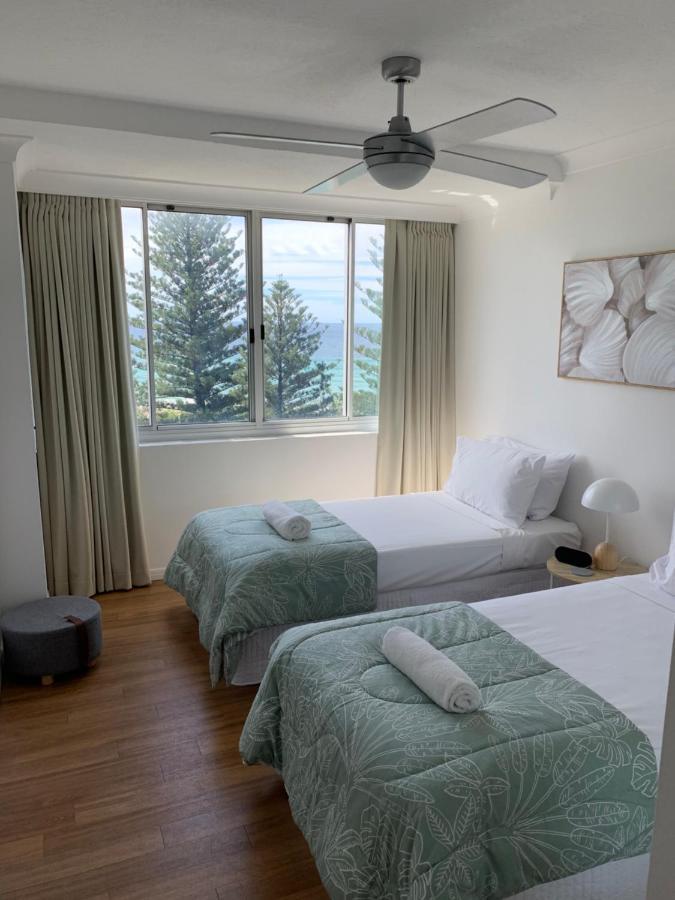 Pacific Regis Beachfront 4*