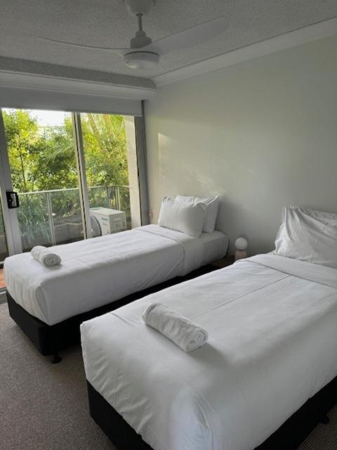 Pacific Regis Beachfront 4*