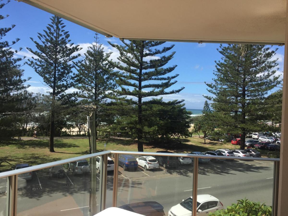 Pacific Regis Beachfront 4* Gold Coast